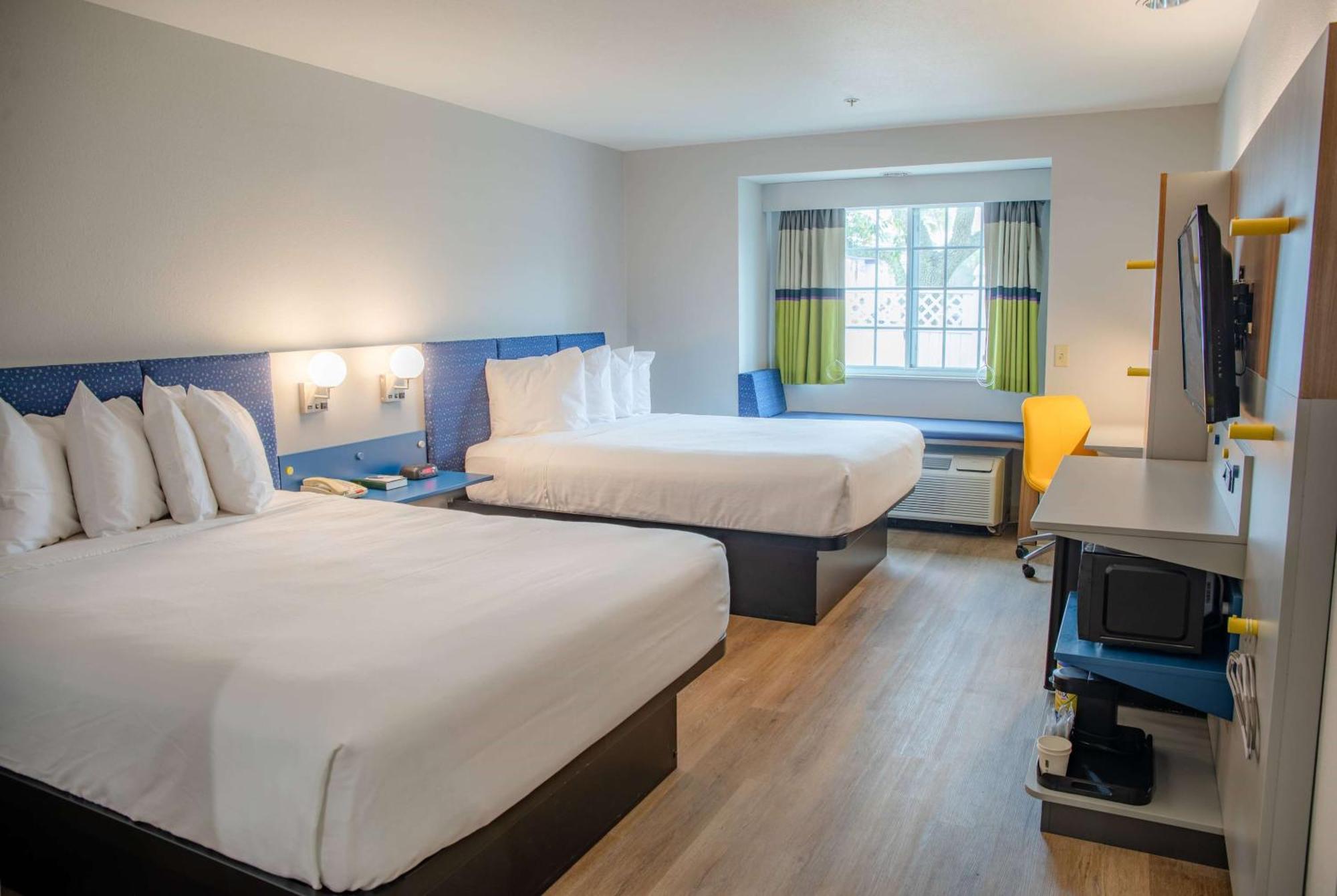 Microtel Inn & Suites By Wyndham Kingsland Naval Base I-95 Zewnętrze zdjęcie