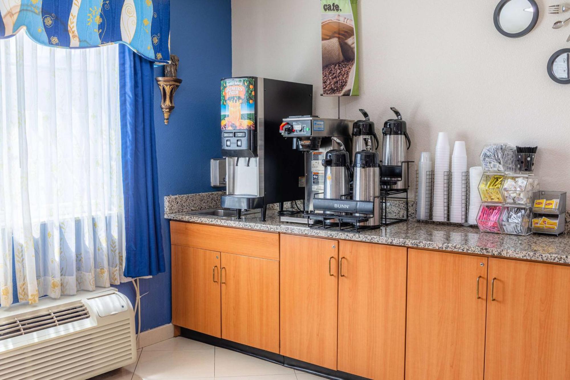 Microtel Inn & Suites By Wyndham Kingsland Naval Base I-95 Zewnętrze zdjęcie